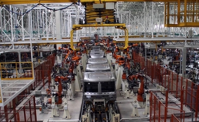 華菱汽車中重型商用汽車數(shù)字化車間項(xiàng)目成功入選馬鞍山市重點(diǎn)工程，沖床及配套設(shè)備引領(lǐng)智能制造新篇章